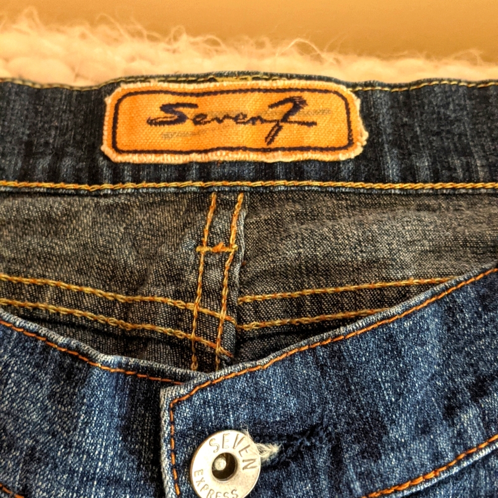 Seven jeans